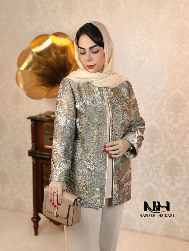 مانتو ژاکارد