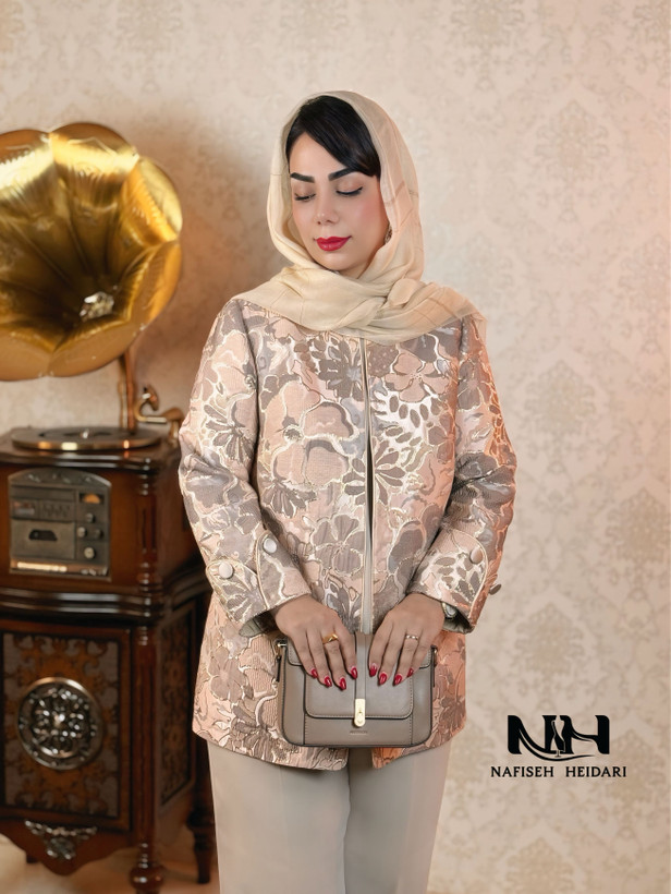 مانتو ژاکارد