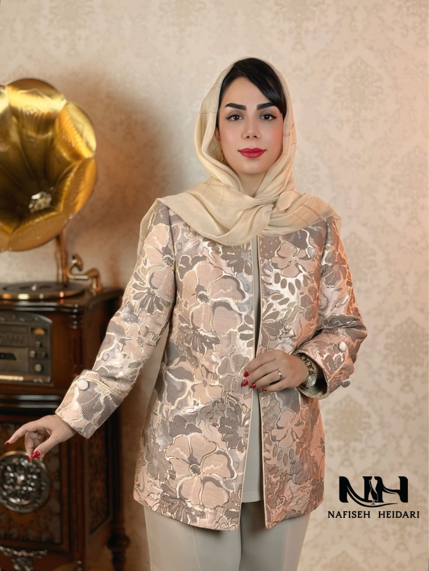مانتو ژاکارد
