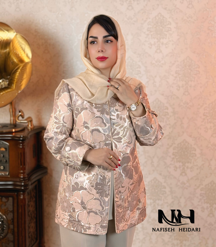 مانتو ژاکارد